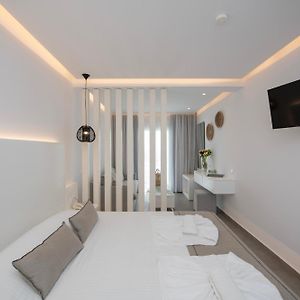 Daylight Wing Surerior Suite Sea View